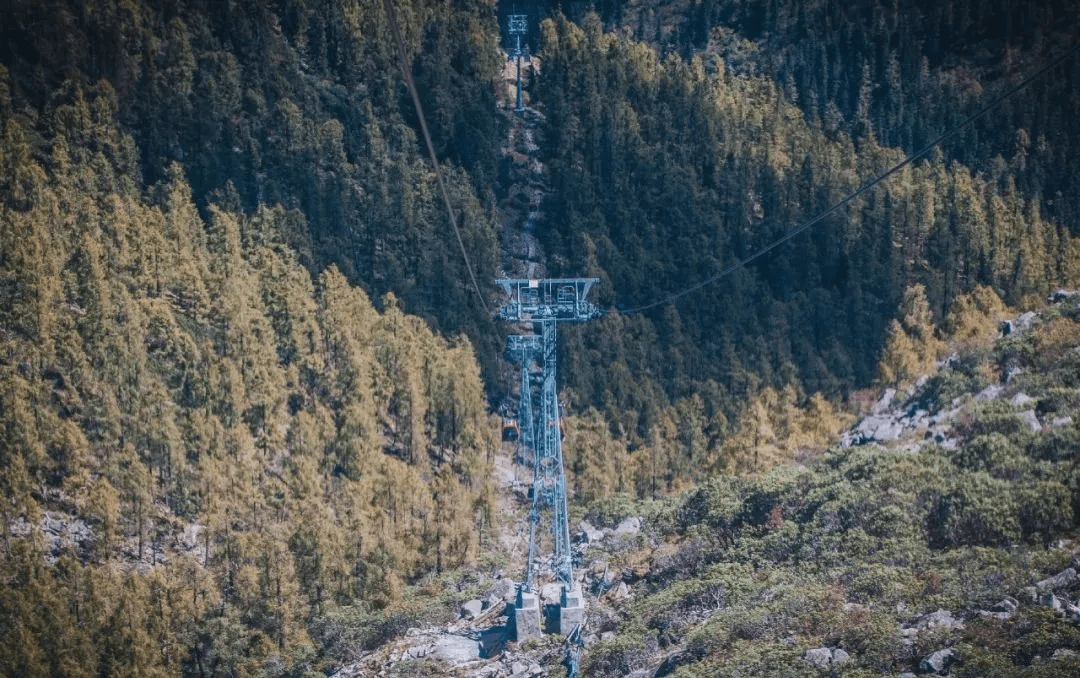 达古冰川旅游攻略，达古冰川最佳旅游时间推荐